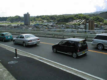9905051.jpg (143448 バイト)